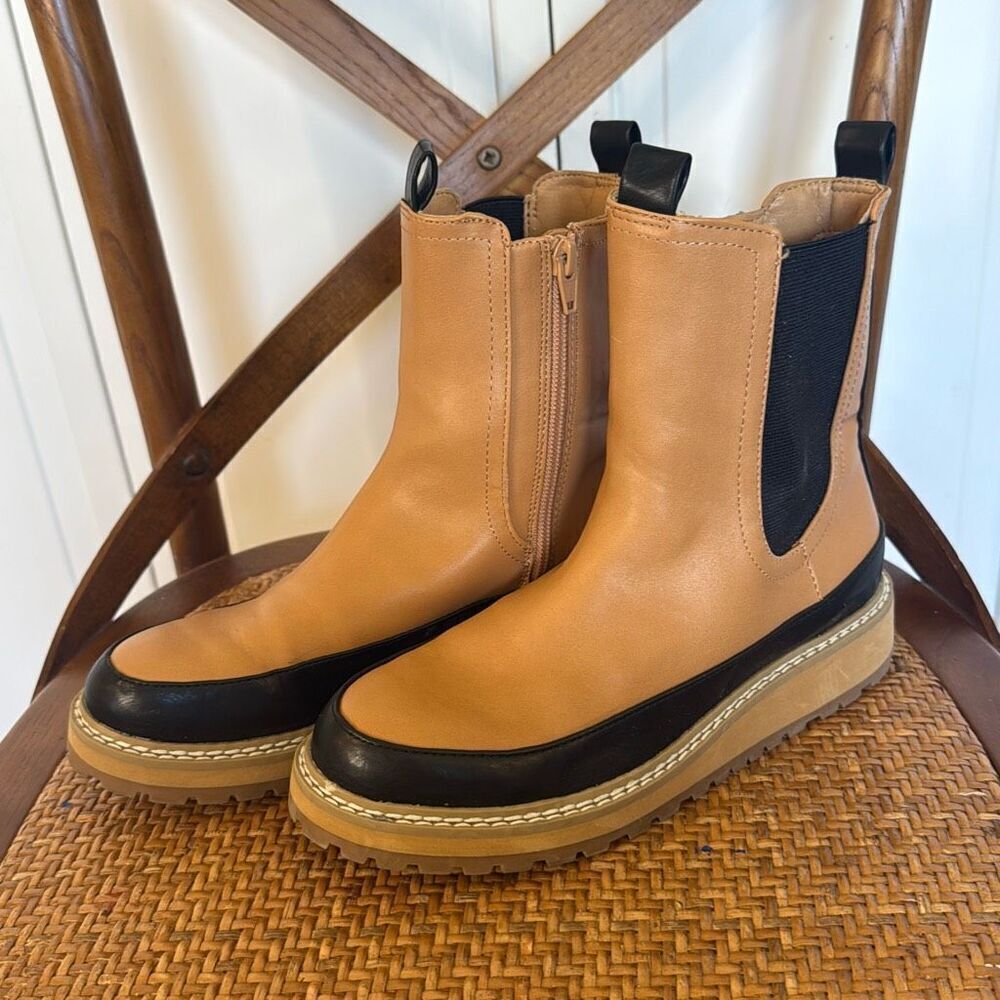 Universal Thread Cambria Chelsea boot in cognac 6.5 - Picture 7 of 11